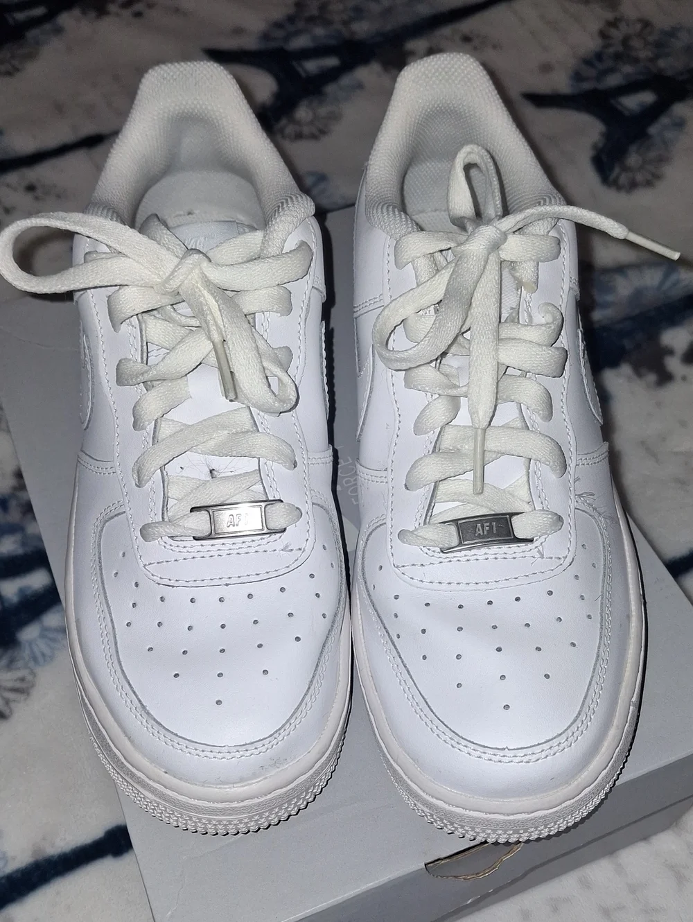 Nike White Low-Top Kids' Sneakers